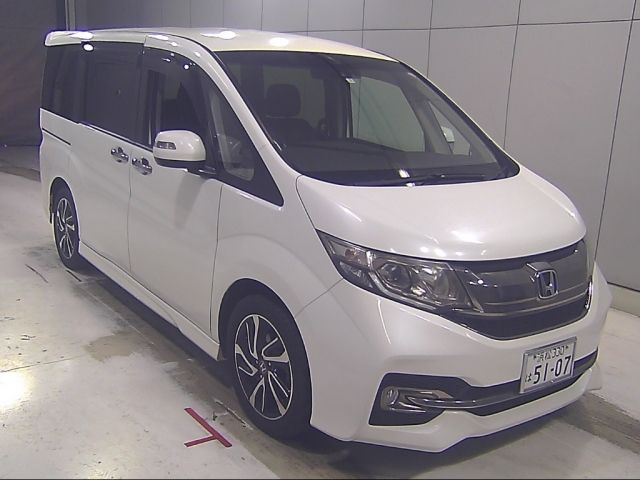 55250 Honda Step wagon RP3 2015 г. (Honda Nagoya)